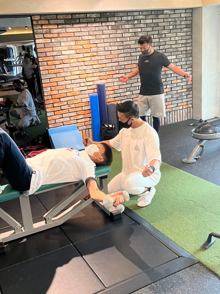 NSPAテクニカルアドバイザー　ナルシス山本トレーナー